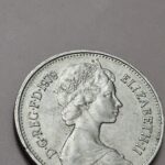 3 moedas de 5  pence