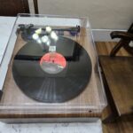 gira discos  modelo b600