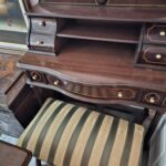 mesa e banco estufado